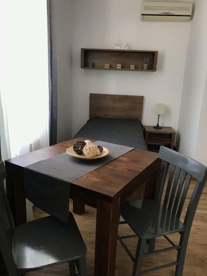 Grocka Apartmani & Rooms Exterior photo